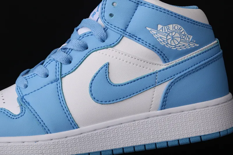 All categories Air Jordan Jordan series basketball shoes Air Jordan 1 Mid Air Jordan 1 Mid AJ1 Joe 1 white and blue 554724-106